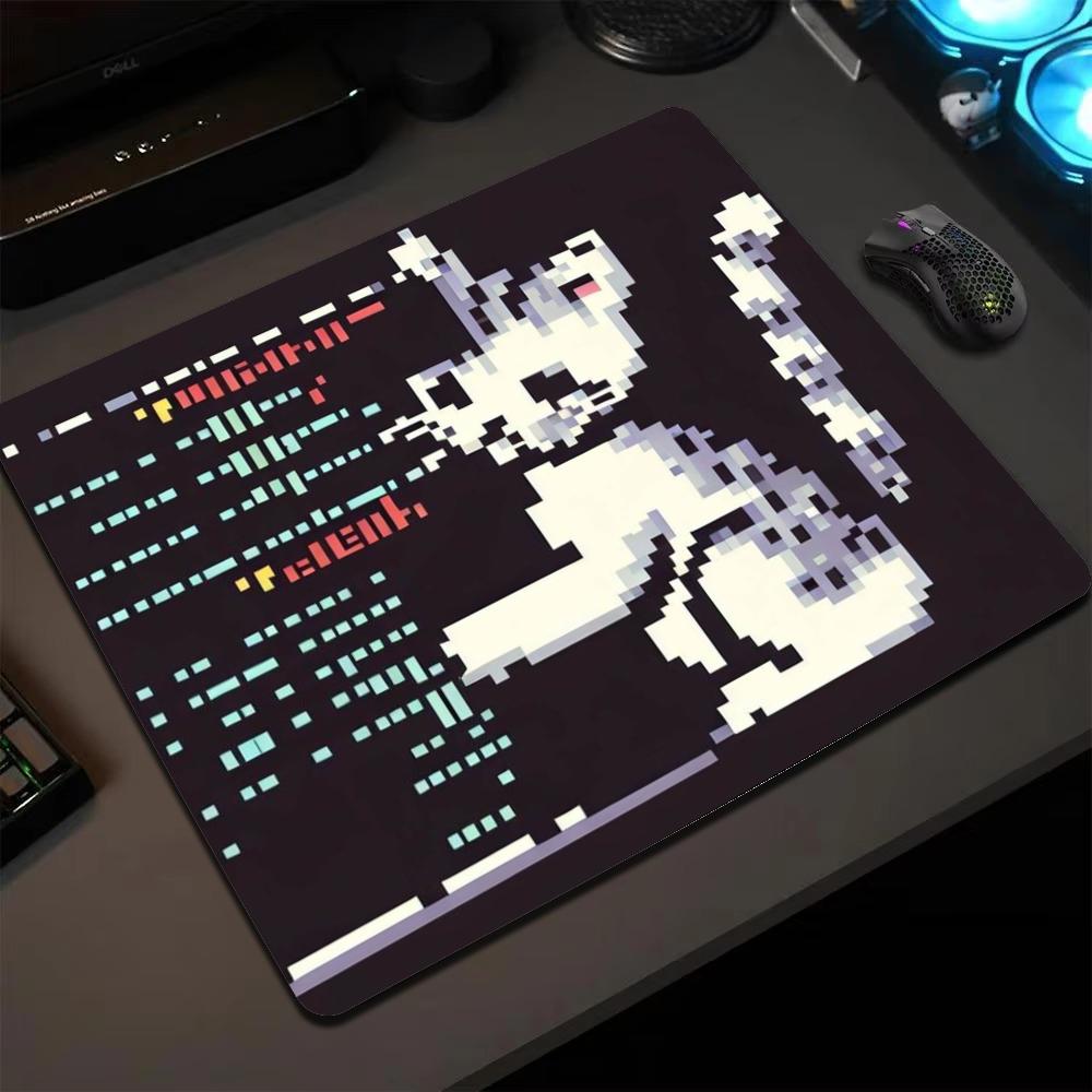 Retro Gaming Laptop - Mini Pixel Cat Mouse Pad Retro