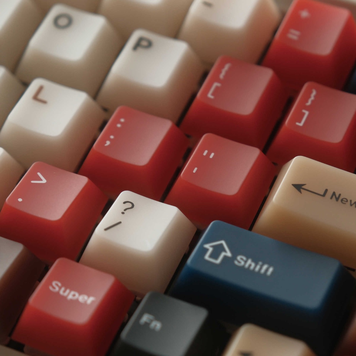 Retro Mix Keycaps 135 Keys PBT - Retro Gaming Laptop review and price
