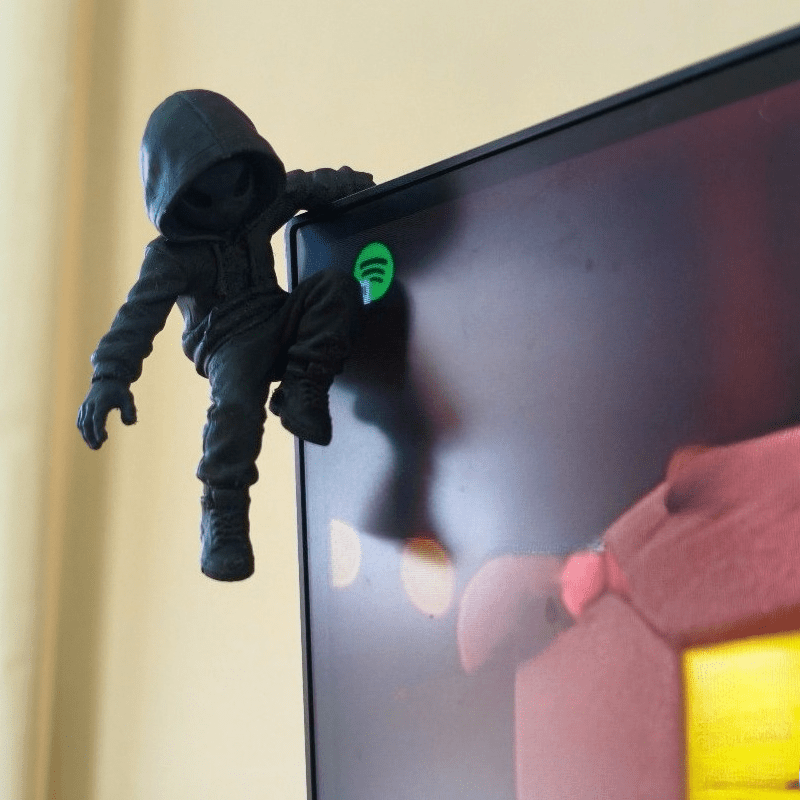 Climb Hoodie Alien Mini Statue - Retro Gaming Room review and price